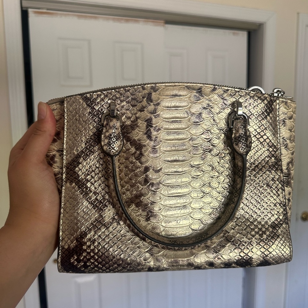 Michael Kors Ellis Small Convertible Satchel - Picture 4 of 8